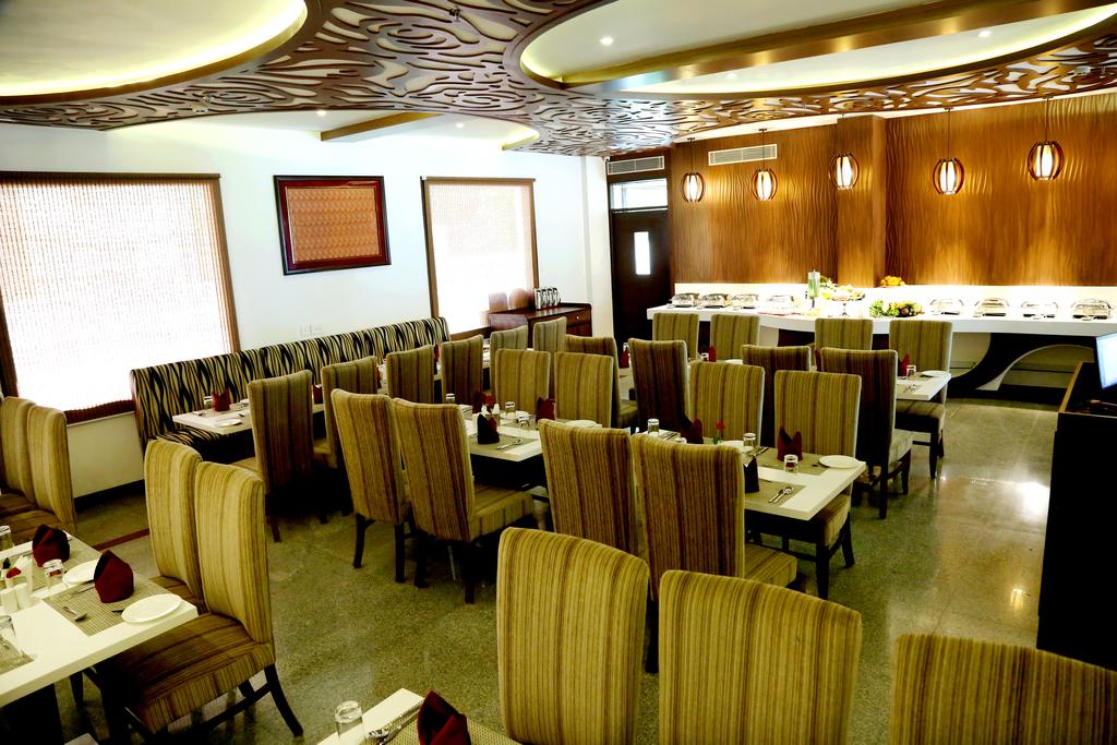 Silk City Hotel Varanasi Restaurant