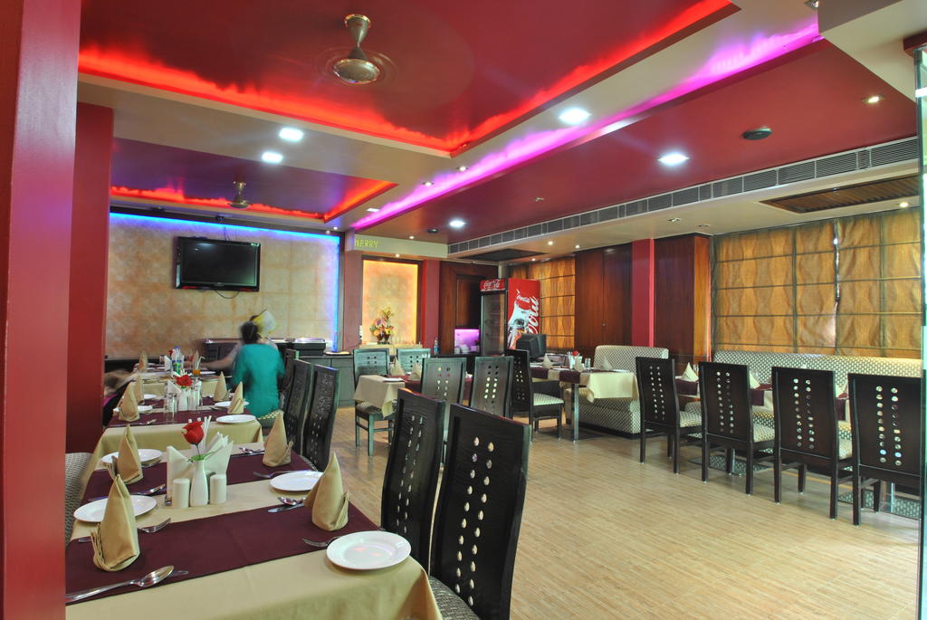 Heritage Inn Hotel Varanasi Restaurant