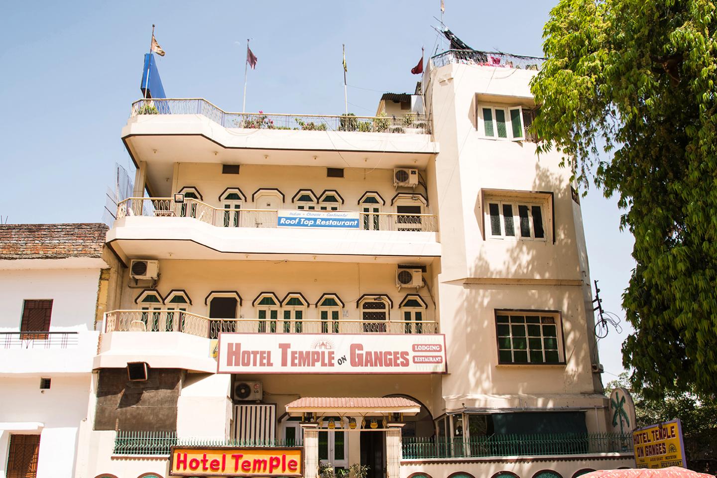 Temple On Ganges Hotel Varanasi