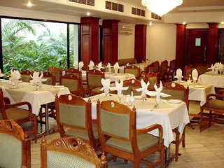 Vaibhav Hotel Varanasi Restaurant