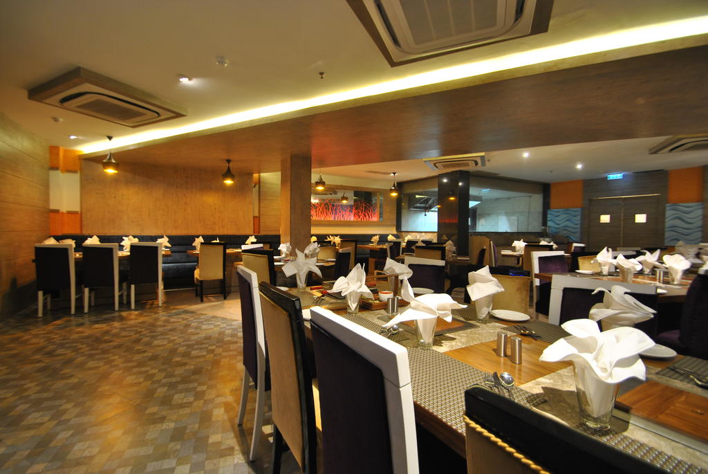 Rivatas by Ideal Hotel Varanasi Restaurant