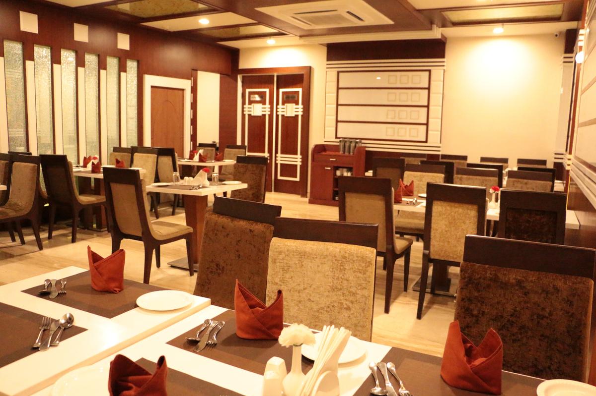 The Landmark Hotel Varanasi Restaurant
