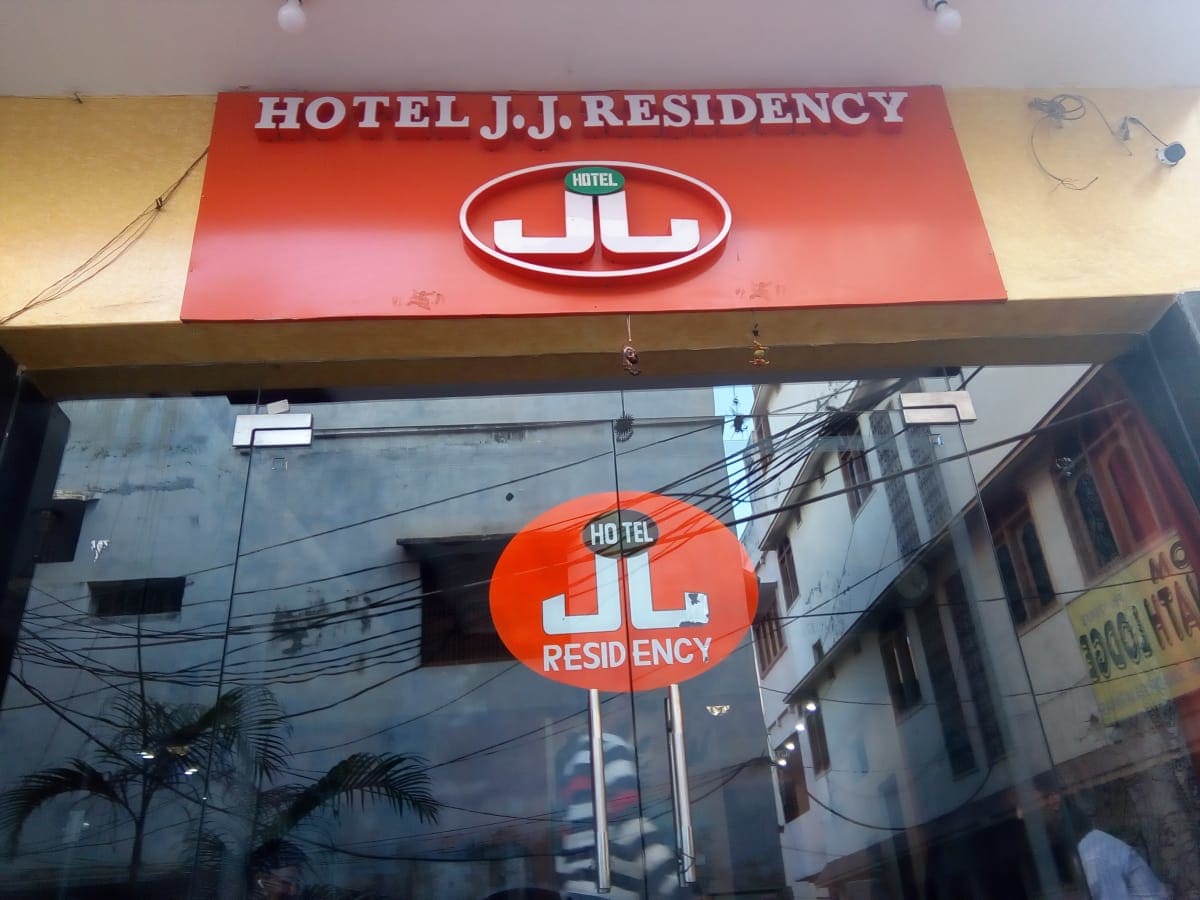 JJ Residency Hotel Varanasi