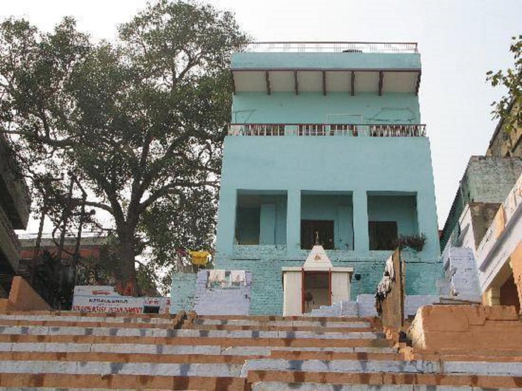 Kedareswar Guest House Varanasi