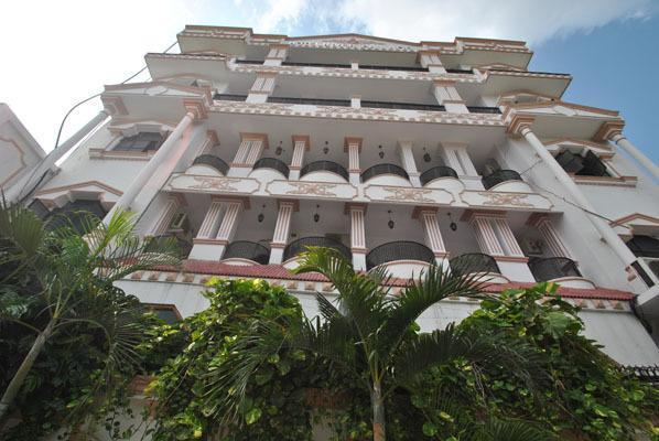 River Palace Hotel Varanasi
