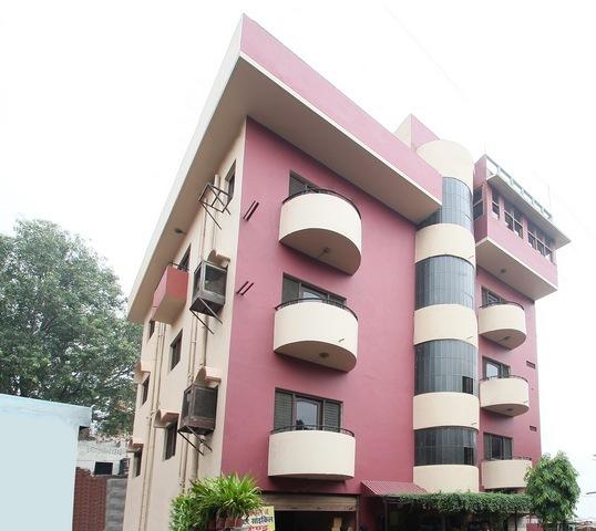 Sonmony Hotel Varanasi